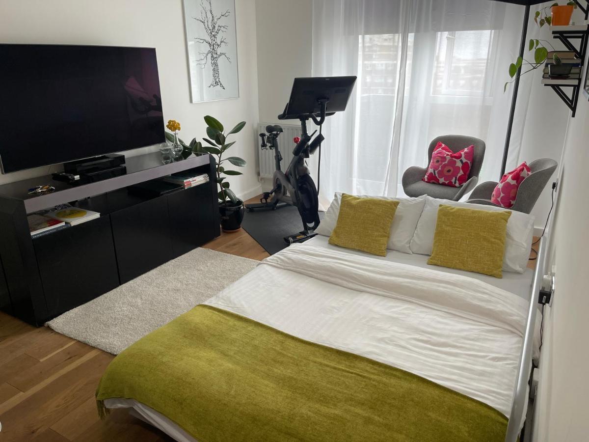 Peloton Organic Health Apartment In Angel, Old Street, Islington London Eksteriør billede