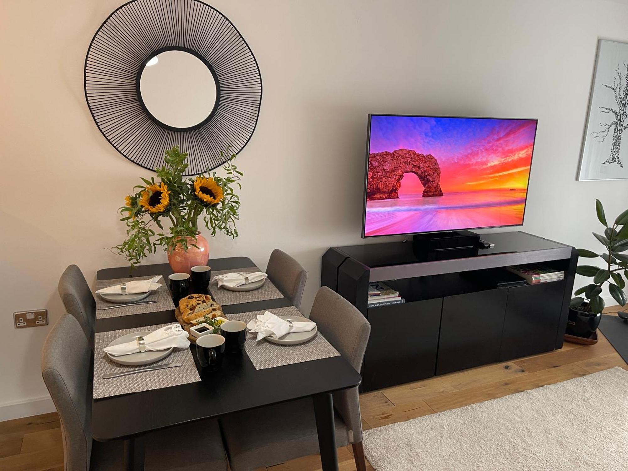 Peloton Organic Health Apartment In Angel, Old Street, Islington London Eksteriør billede