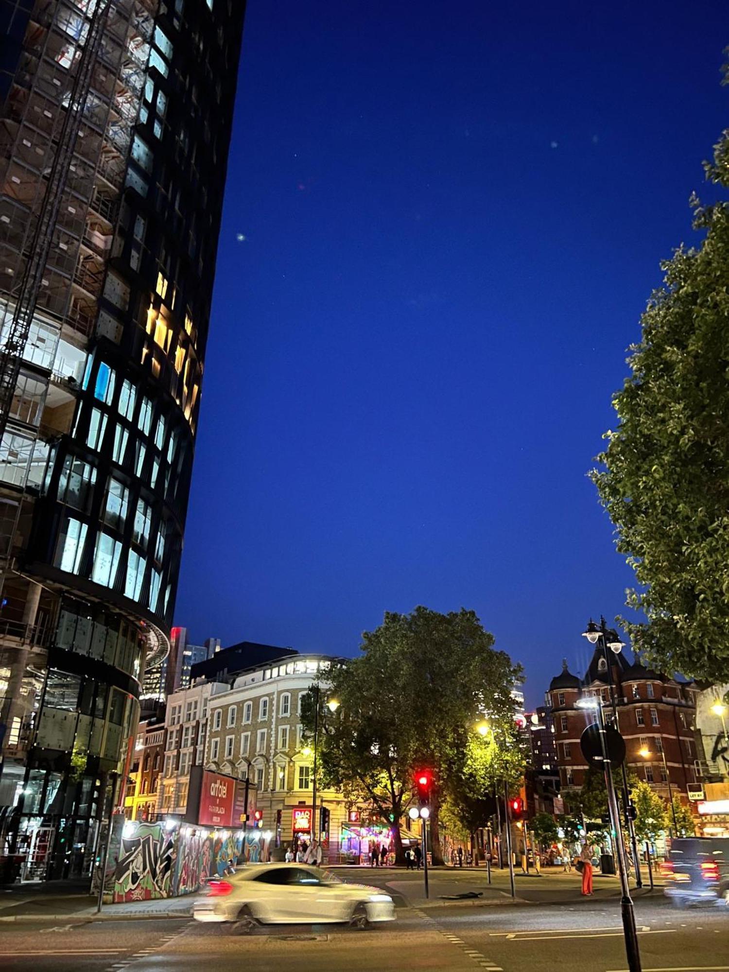 Peloton Organic Health Apartment In Angel, Old Street, Islington London Eksteriør billede